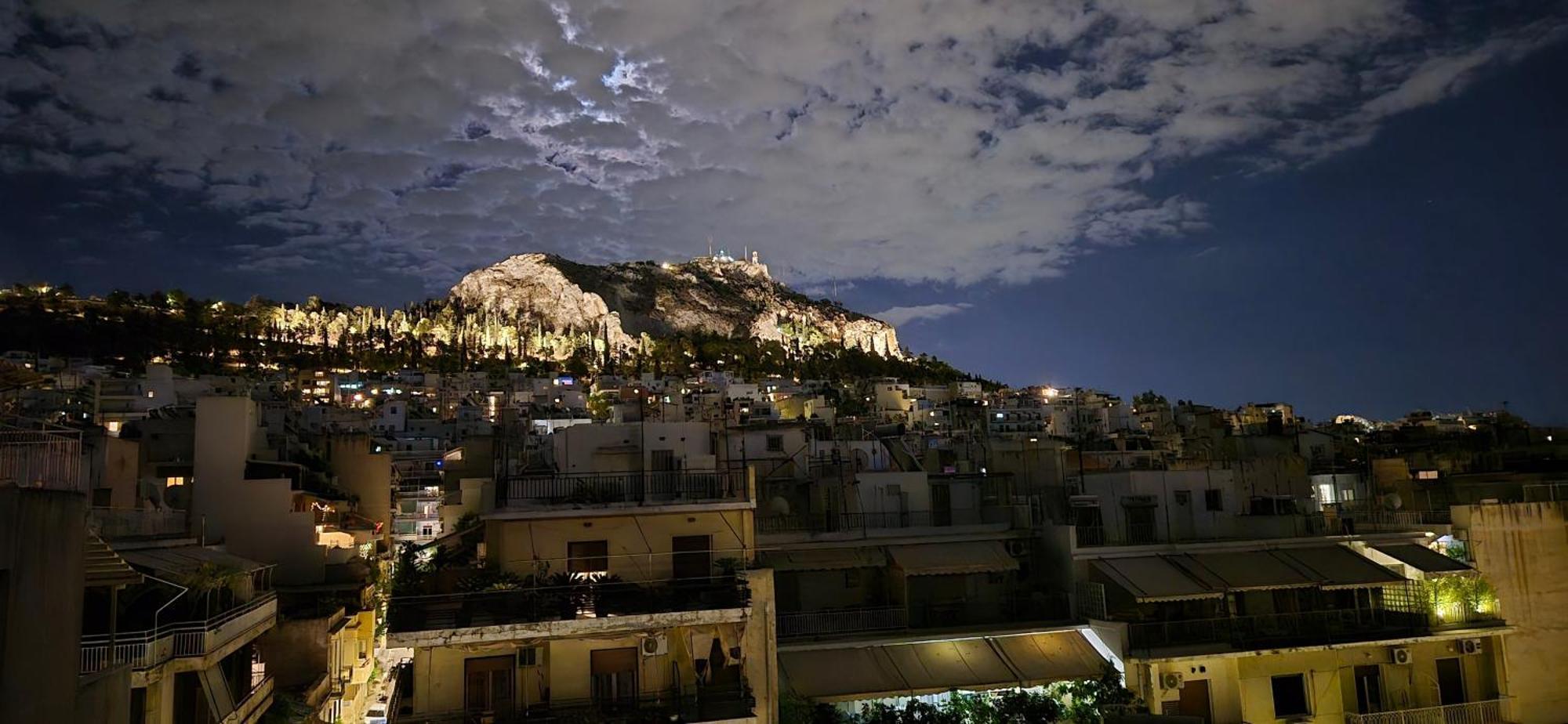 Lycabettus View Apartment Aten Exteriör bild